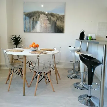 My Cocooning House, Le Petit Déjeuner Est Inclus *