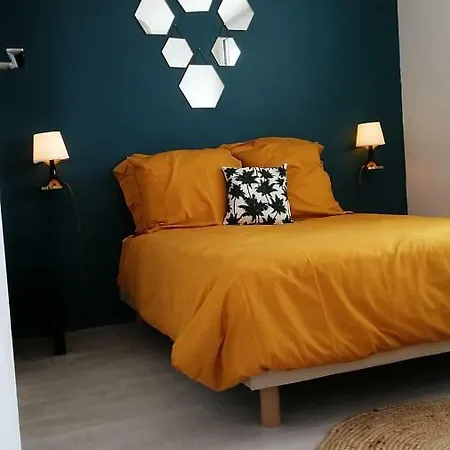 My Cocooning House, Le Petit Dejeuner Est Inclus 아파트